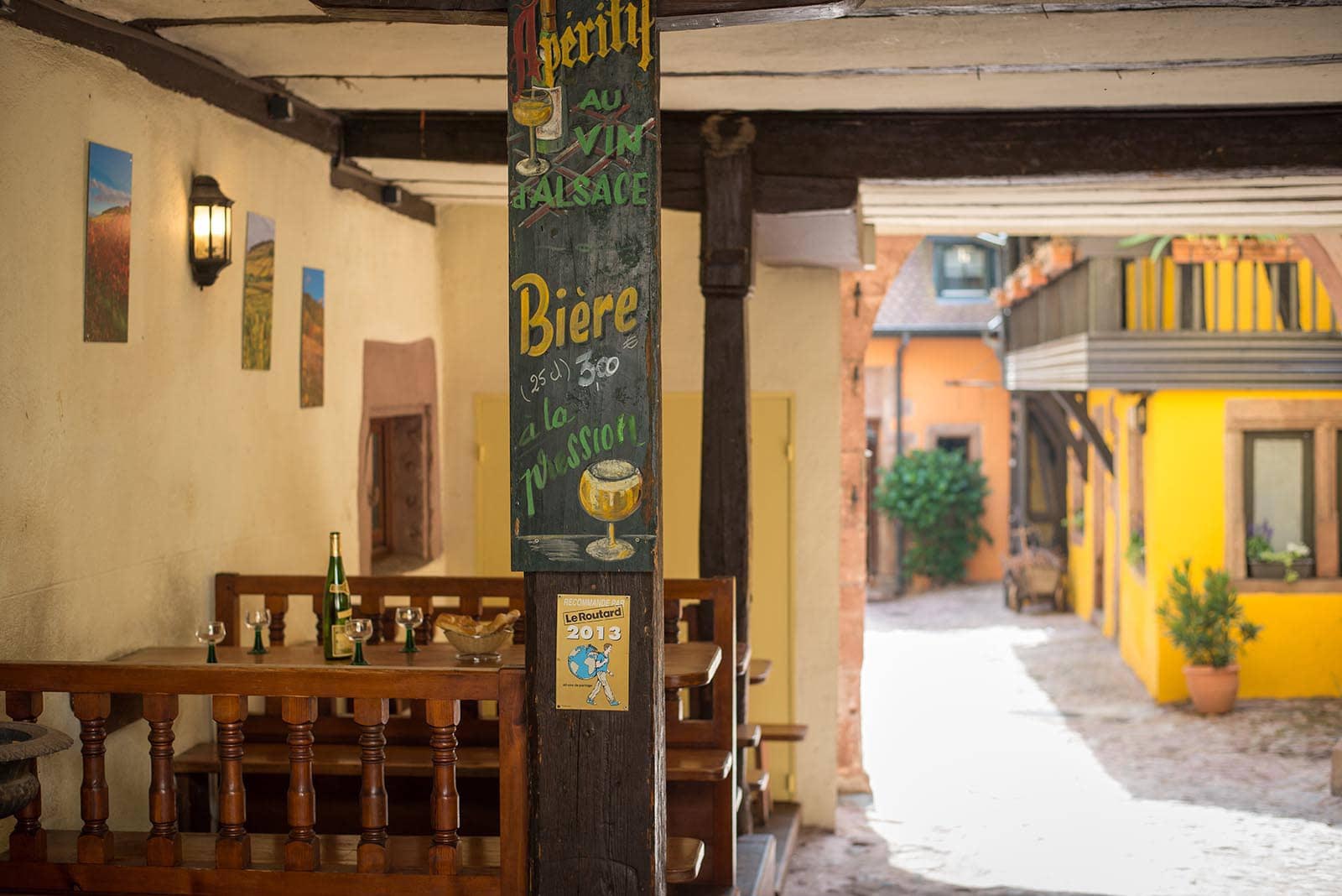 Hôtel La Couronne in Riquewihr : a hotel of charm on the Alsatian wine route, in the heart of the vineyard and a medieval village