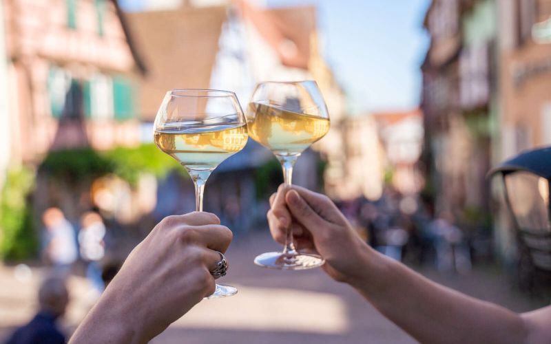 Séjour romantique à l'Hôtel La Couronne à Riquewihr, un hôtel de charme sur la route des vins d'Alsace, en plein coeur du vignoble et d'un village médiéval